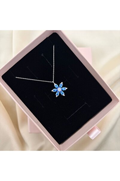 Lovera Jewellery 925 Ayar Gümüş Kamelya Çiçeği Kolye