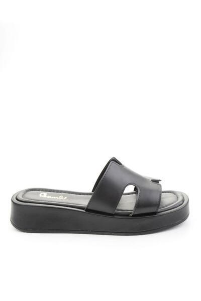 Women's Black Slippers K04743078058