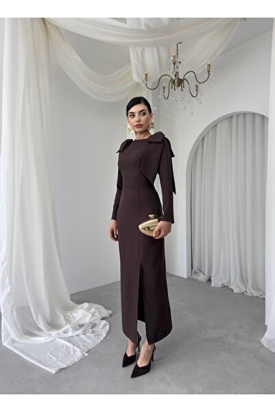 Caddebostan Moda فستان ميدي بفتحة جانبية وتفاصيل على الكتف، فستان سهرة أنيق م...