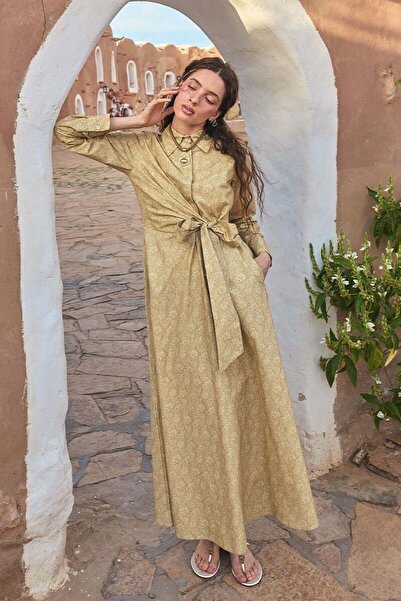 Ceylan Otantik Tunisian Flower Tie Dress