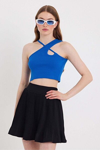 QUHOX Woman's Strappy Crop Camisole Saks