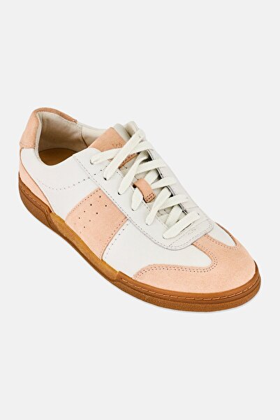 CLARKS Women CraftMatch Lo Lace Up Casual Shoes, Multicolor