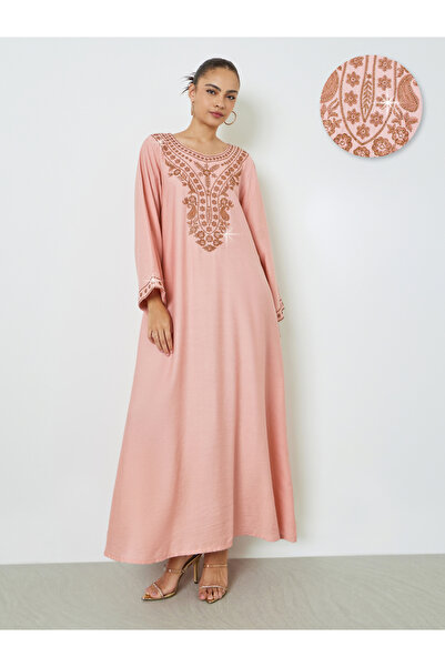 Amirah By Styli Pink Embroidered Jalabiya with Embellishment