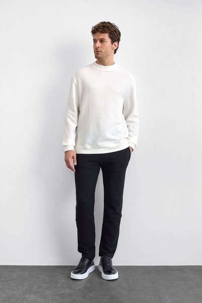 Back And Bond سويت شيرت Back & Bond مصنوع من القطن قصة فضفاضة Fit Crew Neck للرجال SWEAT B35W12007 117