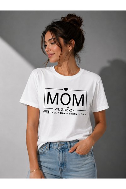 Pufiko Kids Adult Mom Mode White Printed T-Shirt