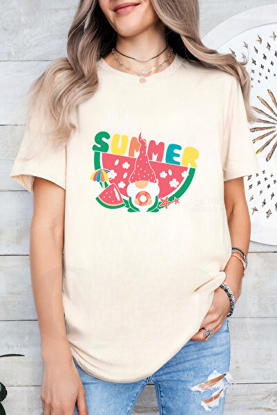 Sarah's Boutique Women's T-shirt – 100% cotton – Gnome Summer