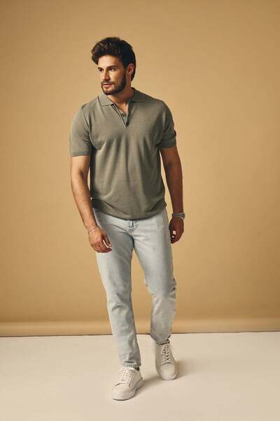 Back And Bond Washed denim with elastic waist