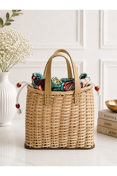 Nua Bags El Yapımı Rattan Çanta – Doğal Hasır Dokulu Premium Kadın El Çantası