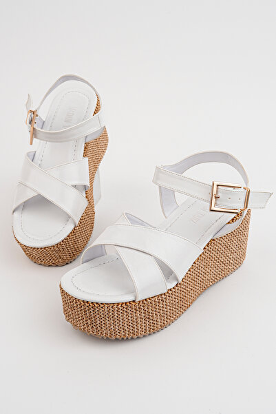 Madam Tarz Rose-18105 Straw Sole Sandals