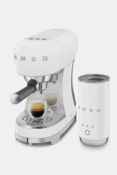 SMEG 50's Style Siyah Espresso Kahve Makinesi Seti & Yeni Kompakt Süt Köpürtücülü