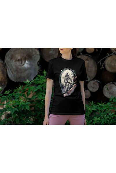 iLovePrints Astronaut in Space Artwork Tshirt