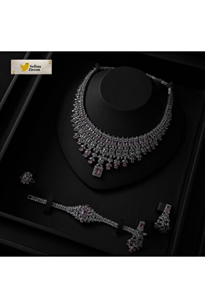 jewelrystore طقم اكسسوارات بدقه الالماس مع العلبه
