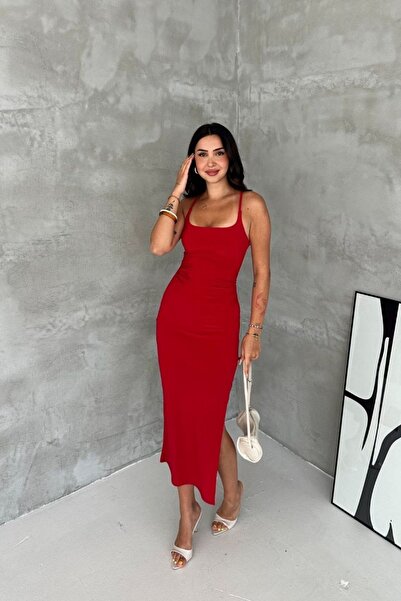 moda poni Rochie midi roșie cu bretele și detaliu cu șliț pentru femei