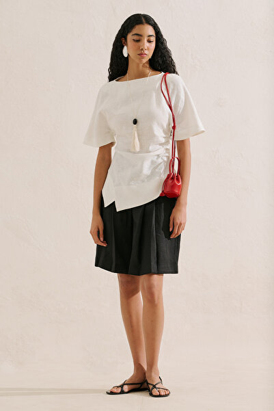 Manuka Linen Asymmetric Blouse Ecru