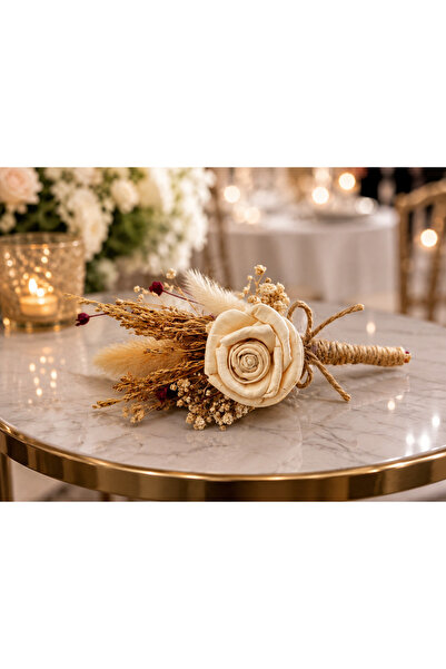 Lotus Hediye Cipso ve Krem Gül Detaylı Damat Yaka Çiçeği Yaka İğnesi