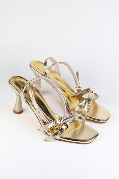 VARENZA WOMAN SHOES sandale cu toc pentru femei, aurii, cu cataramă dublă
