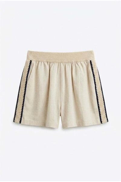MU&ME BOUTİQUE Shorts with Striped Details