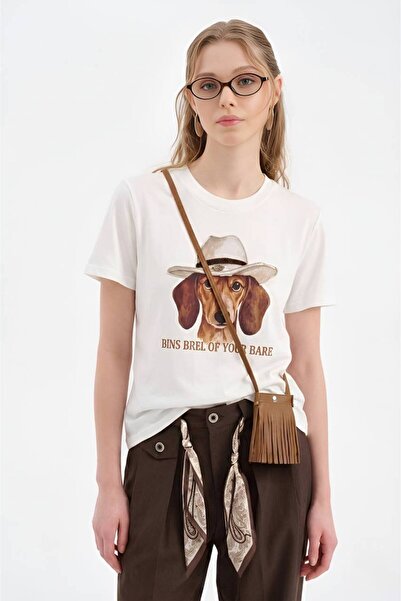 tw3 Women's Bag Accessory Detailed Front Dog Print Design Tshirt