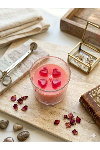 Generic Luxurious heartthrob candle