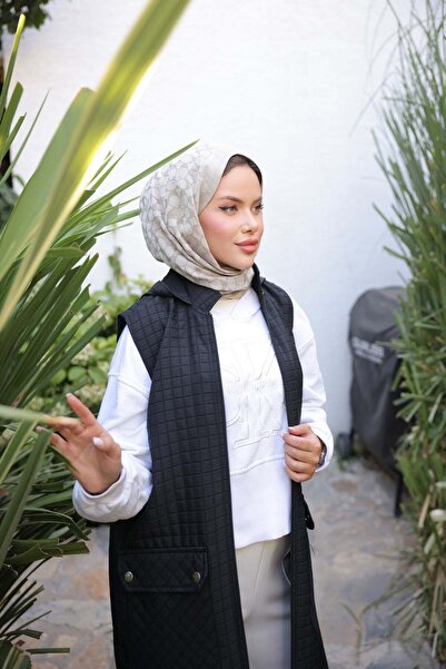Bwest سترة مبطنة - سوداء