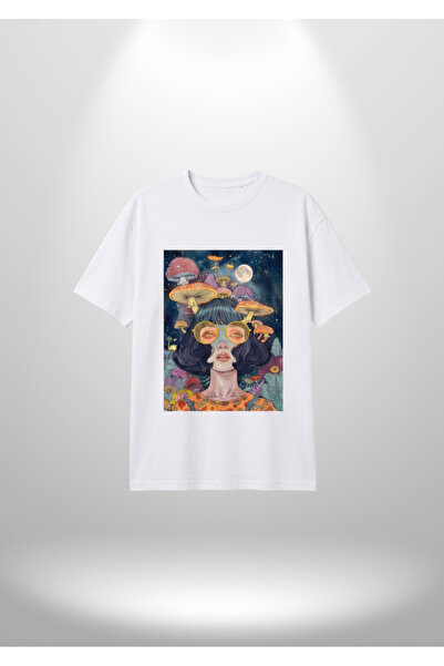 Mushroom Dream Beyaz İllüstrasyon Baskılı Oversize T-Shirt