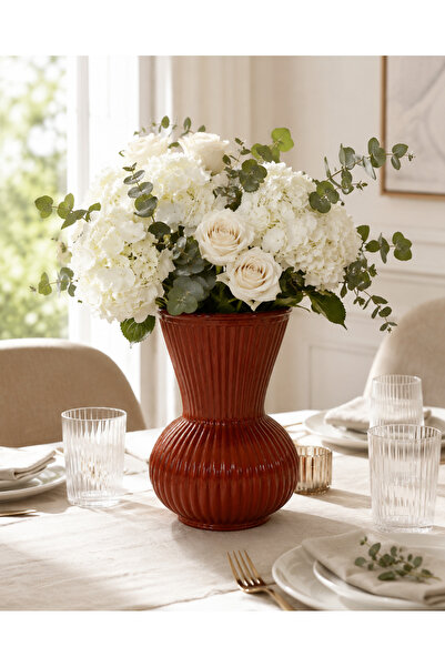 monocactus Luna Porcelain Look Decorative Vase with Ribbed Design 23 cm