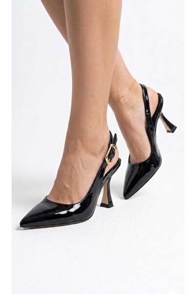 İ-ZZCELLA MODA Women's Black Patent Leather Pointed Toe Classic Goblet Heeled...