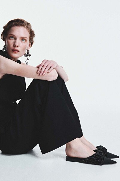 H&M Embellished mules