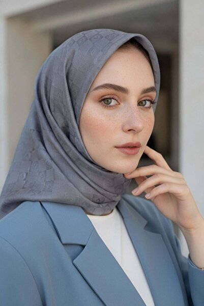 Vissona %57 İpek %43 Pamuk Jakarlı Monogram Eşarp 92X92
