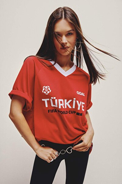DeFacto Oversize V-Neck Turkey Printed Short Sleeve Red T-Shirt I1986Ax26Hs