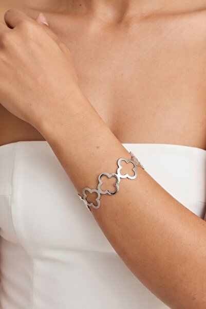 RMY MODA Women's Silver Clover Patterned Cuff Bracelet