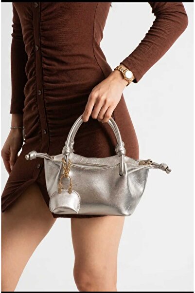 ÖZÜM ÇANTA Women's Charm Gift Handbag and Shoulder Bag