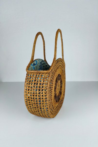DNC Art&Deco Indonesian Hand-Carved Rattan Handbag 28X25 cm - Round Wicker Bag with Batik Lining and Wooden Details