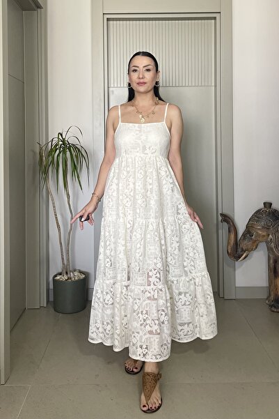 Butik Didem Sakinci Sırtı Açık Bağlama Detaylı Astarlı Midi Dantel Elbise