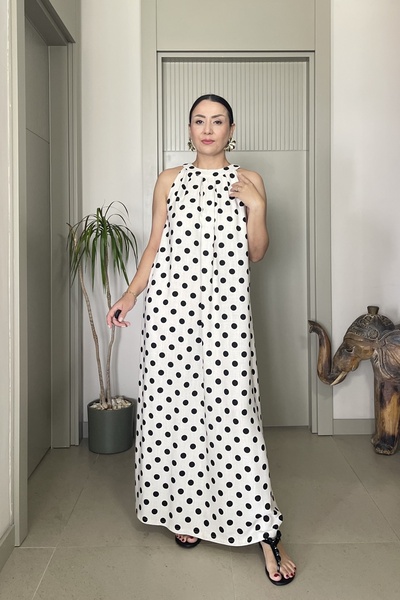 Butik Didem Sakinci Puantiyeli Yumuşak Dokulu Dökümlü Uzun Keten Elbise