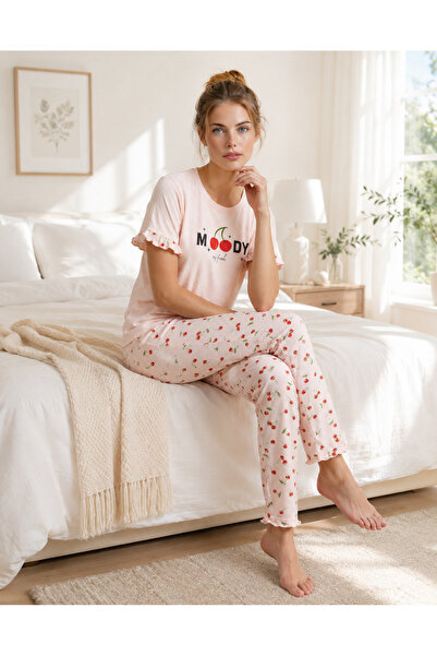Pamuklu Yumuşak Kolu Fırfırlı Kiraz Desen Yazlık Kısa Kollu Kadın Pijama Takımı