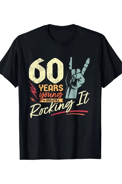 17 seramik تي شيرت رجالي بطباعة "60th Birthday Funny Wild & Crazy 60 Years" ب...