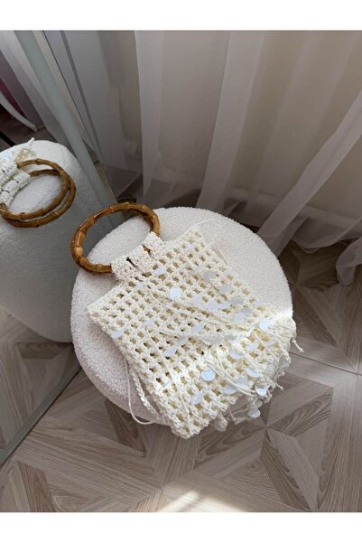 ARTTMACRAME Hand Knitted Women's Bag – Casual and Stylish Design