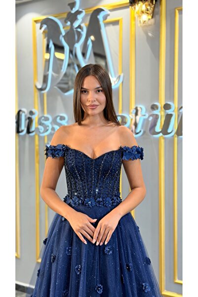 MissBetül Straplez Çiçek Detaylı Prenses Abiye Nişan Elbisesi