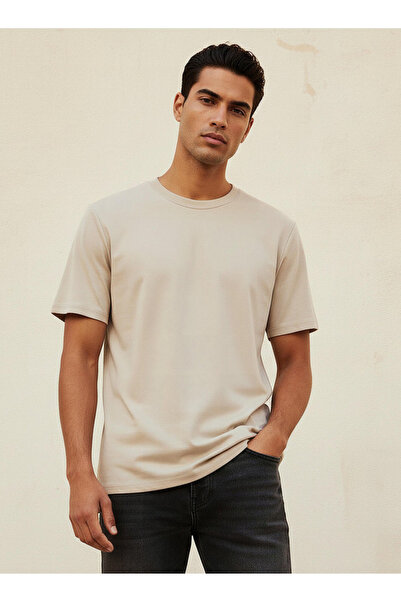 FAV Men Relaxed Fit Crew Neck Short Sleeves Jersey T-shirt