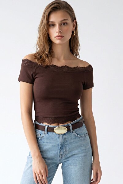 Hiccup MIXRAY Top Crop Slim Fit Cu Broderie Și Decolteu Bărcuță