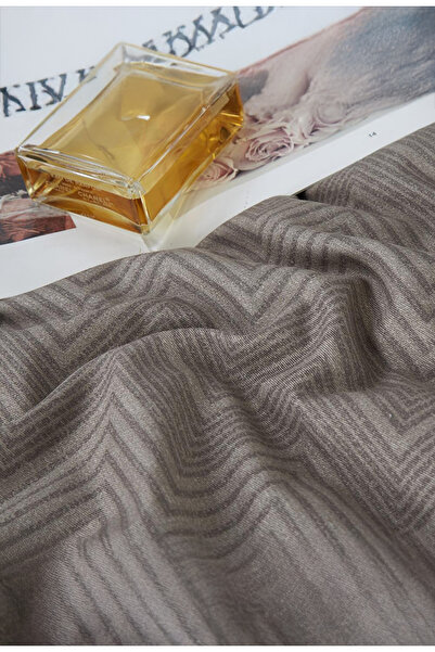 Melen Mellin's Tablecloths |   Single and Twin Size 4-Piece Comforter Set wit...