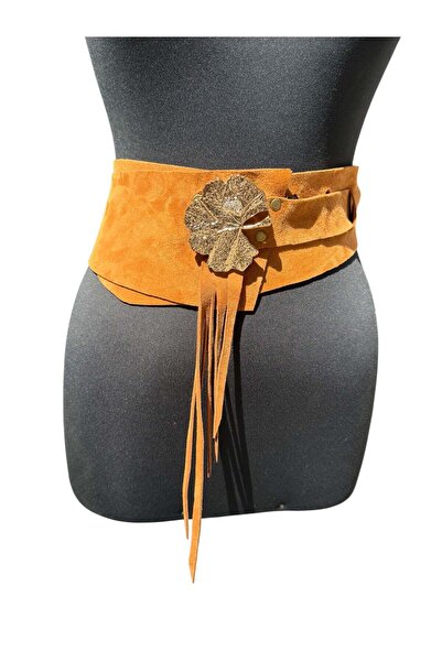 Yılday Gür Butik Sylvie Leaf Buckle Tasseled Tan Nubuck Bohemian Leather Belt