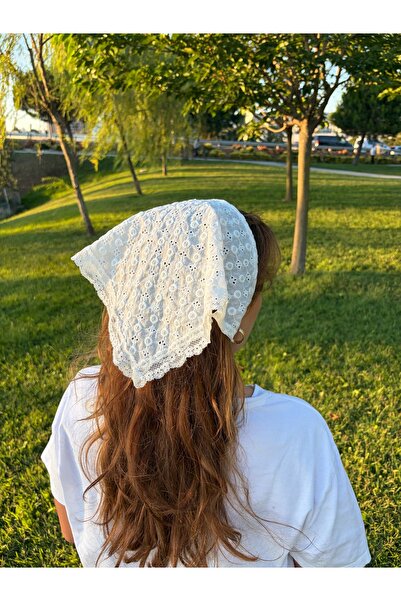 ToffyStore Fisto Detailed Triangle Bandana