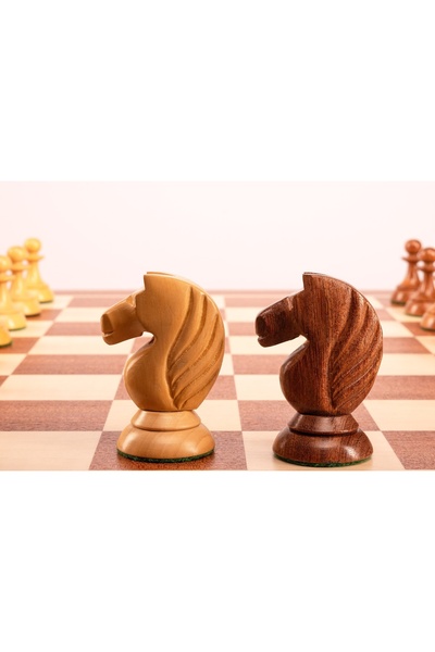 Sunrise Chess & Games Piese de șah Queen's Gambit, 1957, salcâm indian, 3,75 ...