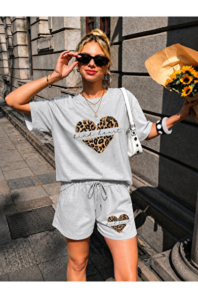 Rksal Kadın leopar kalp baskılı alt ust şortlu oversize takım