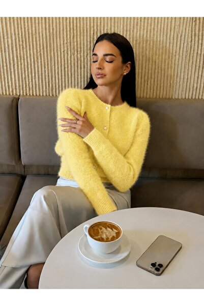 De Pose Yumoş Pearl Button Detailed Furry Cardigan