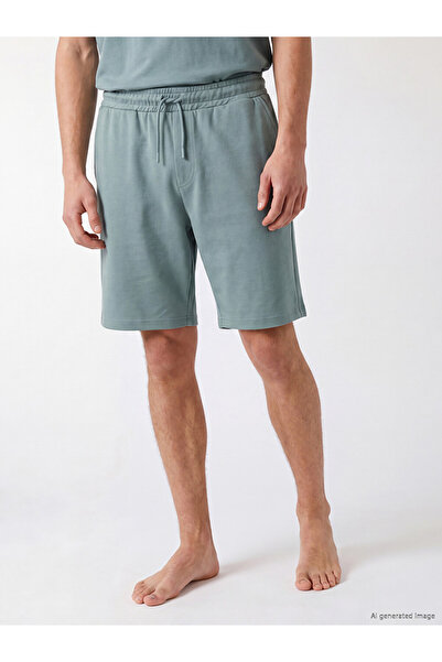 LC Waikiki Standard Fit Men's Shorts for Style Seekers from Uzg Store