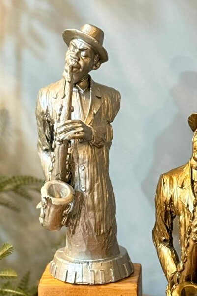 SPR Musician Figurine مجسم عازف
