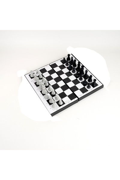 Pera Toys Bag piece chess set - portable and practical chess set